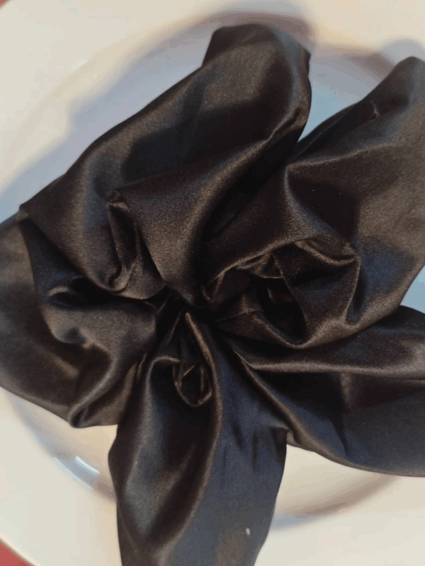 7 black flower hair bands